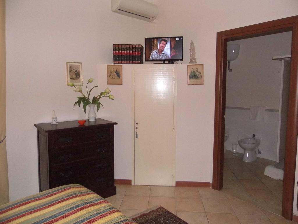 La Residenza Dei Nobili Panzió Catanzaro Szoba fotó